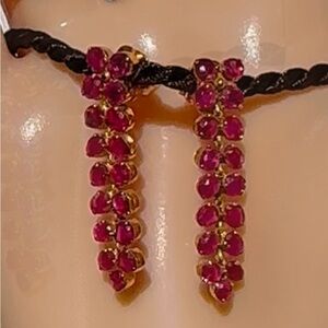 Natural Burmese Ruby Earrings in 18k solid gold with lab certificate